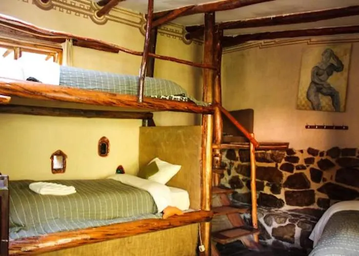 Las Chullpas Eco-lodge *