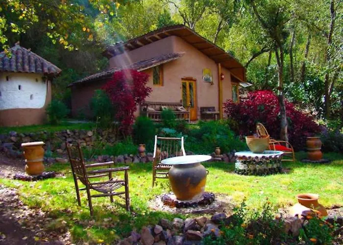 Las Chullpas Eco-lodge