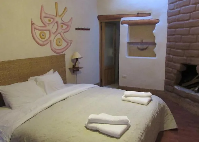 Las Chullpas Eco-lodge